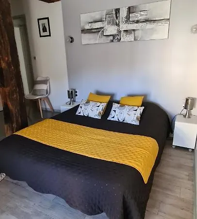 A La Gloriette Bed and Breakfast 3*