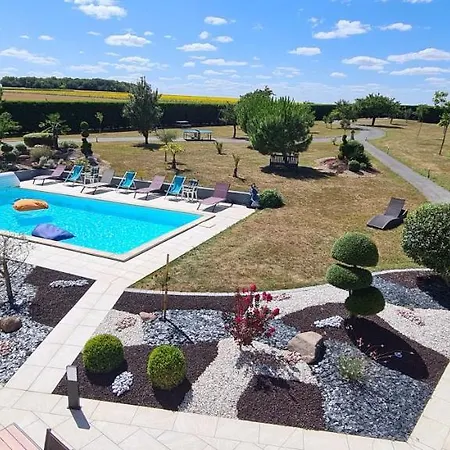 Bed and Breakfast A La Gloriette Neuville-du-Poitou