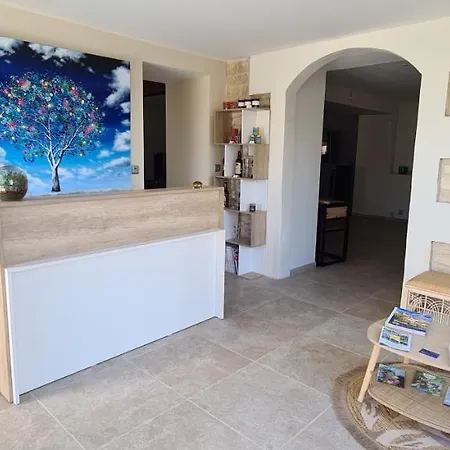 A La Gloriette Bed & Breakfast Neuville-de-Poitou